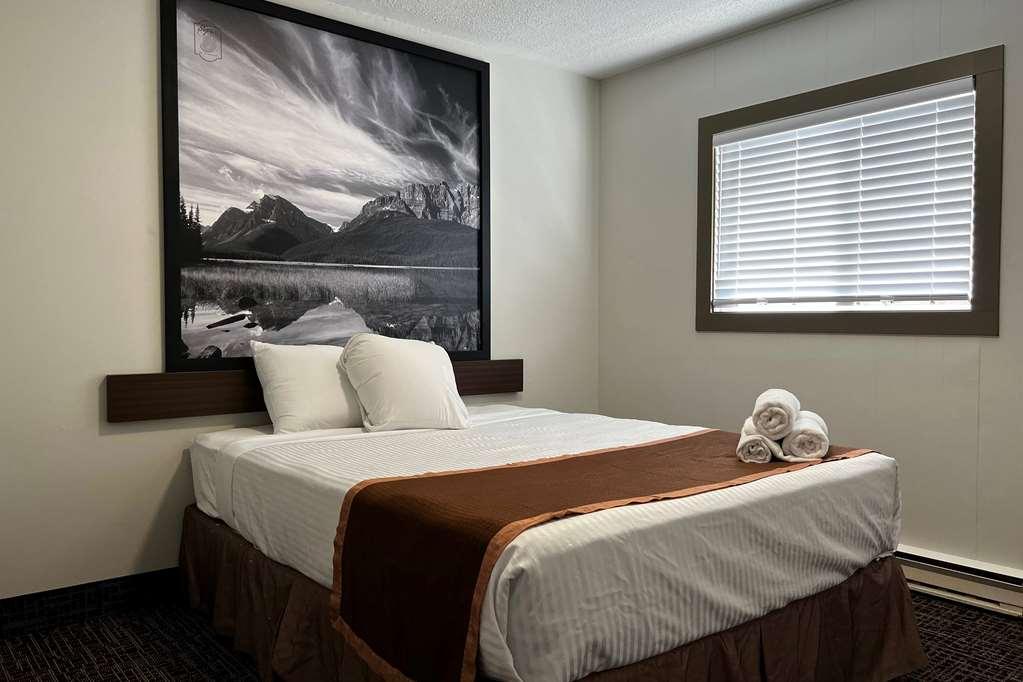 Super 8 By Wyndham Penticton 모텔 객실 사진